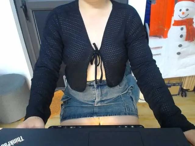 --Luna-- from BongaCams