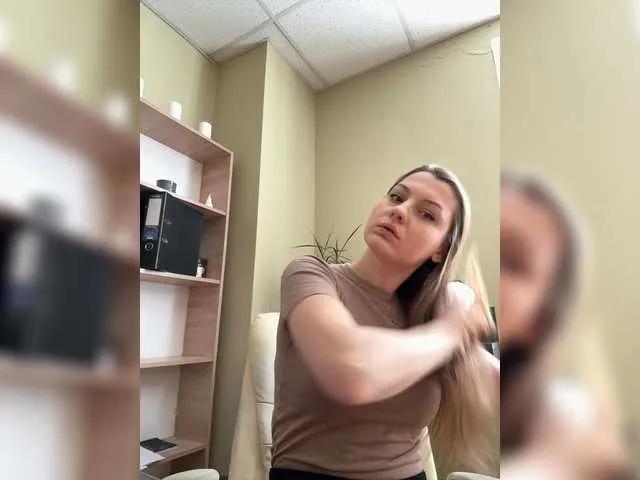 BeccaJoy from BongaCams