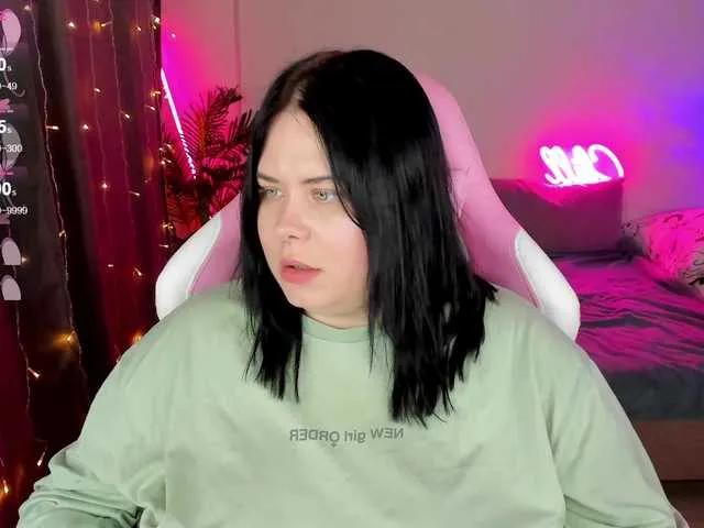 BellyBoo from BongaCams