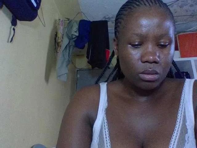 Creamier25 from BongaCams