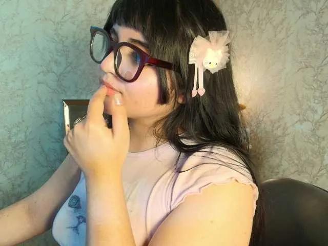 Sexy HannaStarx wants you to fuck her body now HannaStarx from BongaCams