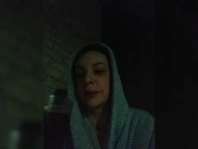 Irisha7777 from BongaCams