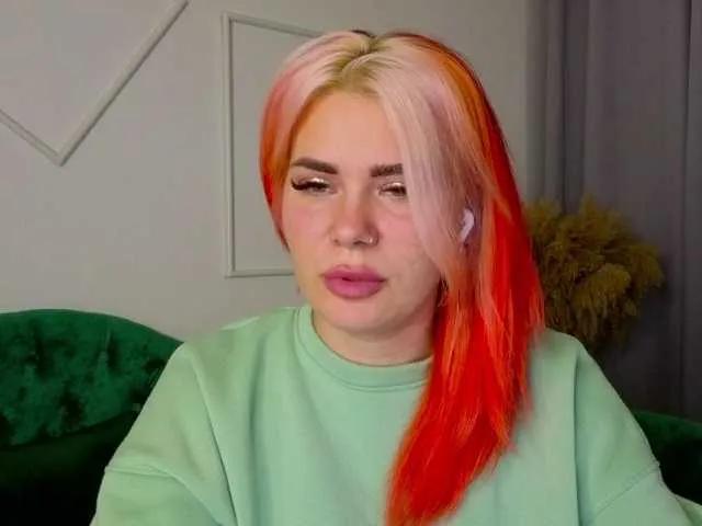 Checkout naked performer Lada-love lada-love from BongaCams