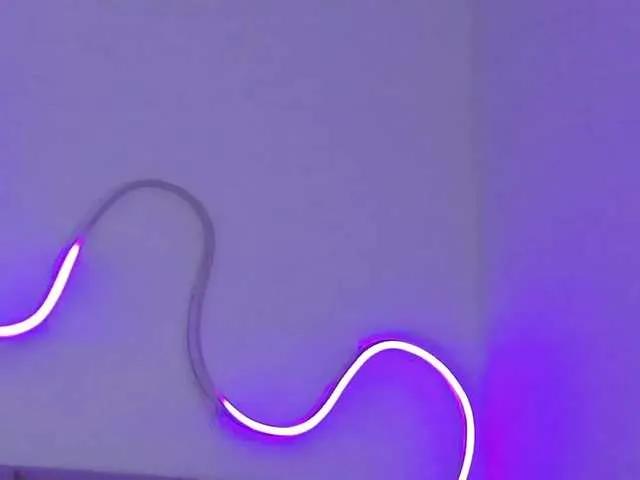 LucyLinn from BongaCams