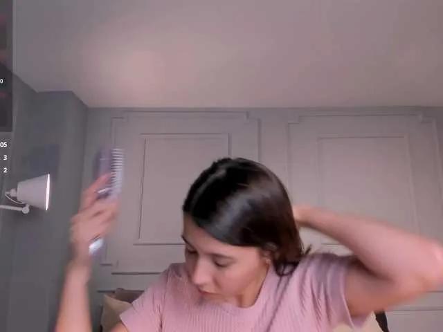 MayaHoffman from BongaCams