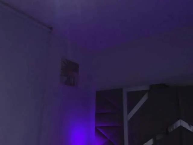 MiaSr69 from BongaCams