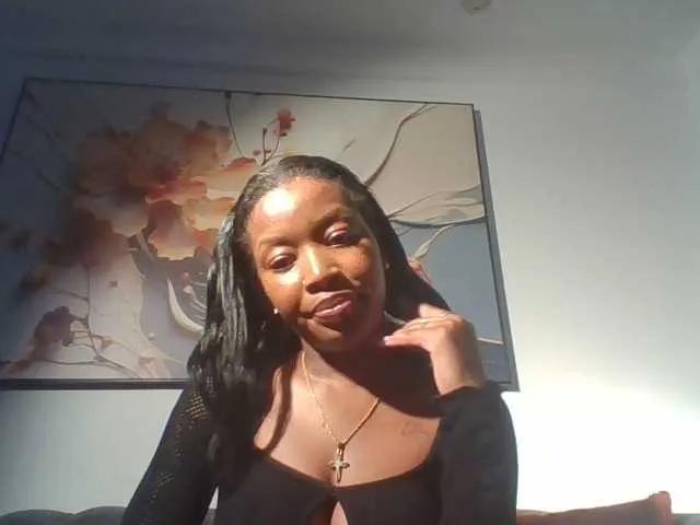 Petitemel from BongaCams