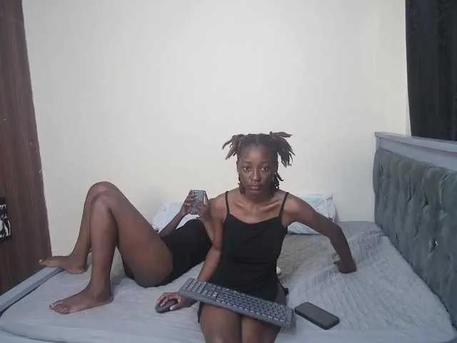 Robin109 from BongaCams