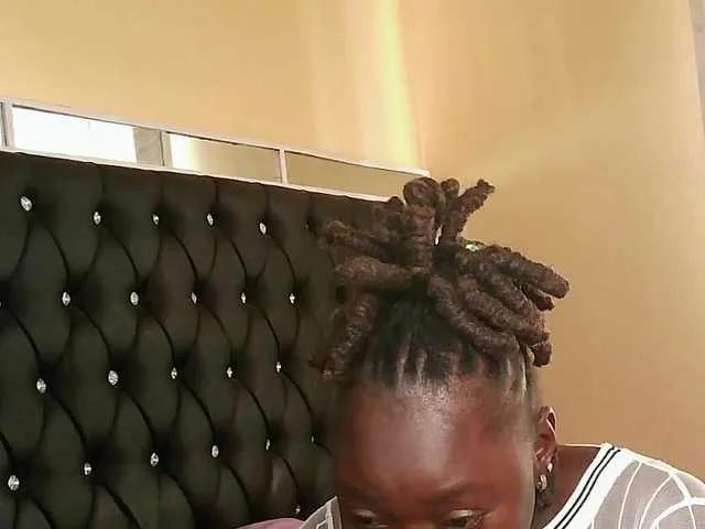 trina94 from BongaCams