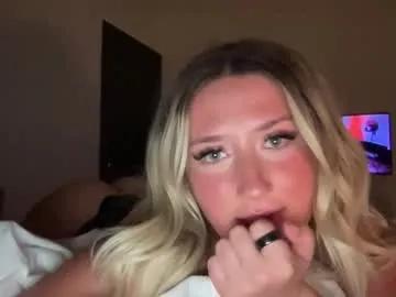 alyssa_skyee from Chaturbate