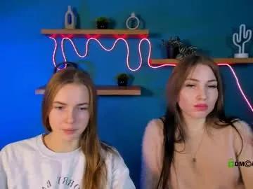 ariel_shadow from Chaturbate