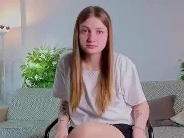 Checkout sweet camslut Barrieyounkers barrieyounkers from Chaturbate