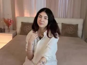 honeykadakia from Chaturbate