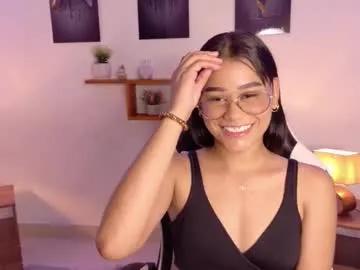 Masturbate to naked model Luna_sofia_1110 luna_sofia_1110 from Chaturbate