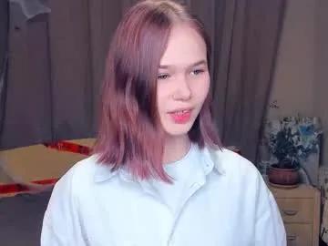 Masturbate to 18 years old lynncozzy from Chaturbate lynncozzy from Chaturbate