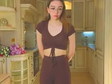 Checkout cute stripper Nganlico nganlico from Chaturbate