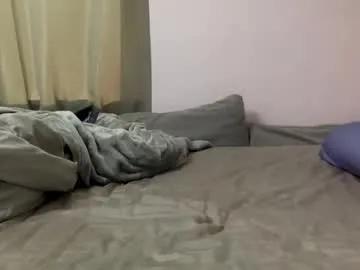 yhunggreen18 from Chaturbate