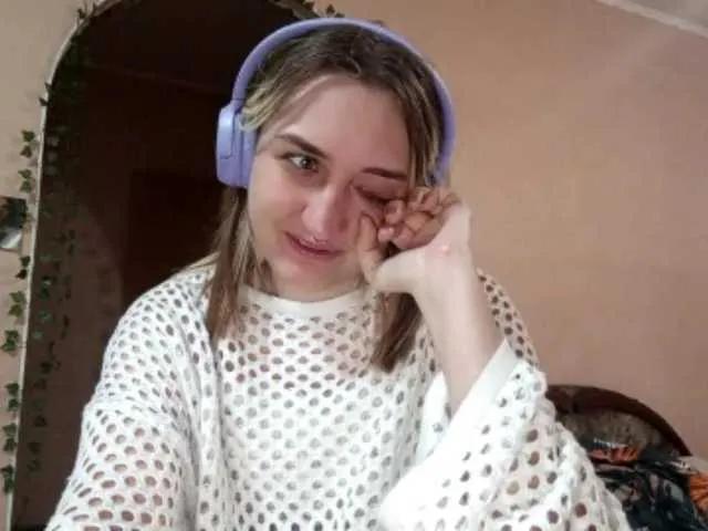 Explore naked stripper SeptemberRoutzen SeptemberRoutzen from BongaCams