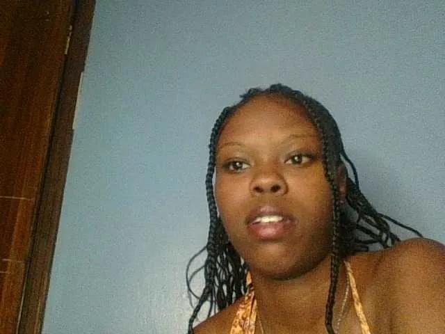 Watch SEXIE-LADY, she wants to masturbate for you SEXIE-LADY from BongaCams