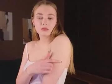 Discover amazing camwhore Aprildray aprildray from Chaturbate