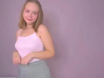 Sexy Lilahhn wants you to fuck her body now lilahhn from Chaturbate