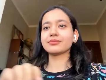 Try Chaturbate's Lillieborbon lillieborbon from Chaturbate