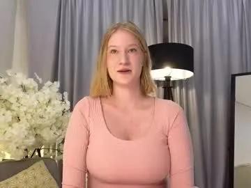 Join Petitelz, she wants to masturbate for you petitelz from Chaturbate