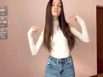 Join Pretty_on_riot, she wants to masturbate for you pretty_on_riot from Chaturbate